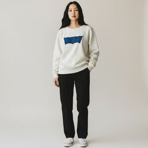 Vintage Levi’s White Confetti Crew Neck Pullover Cotton Sweatshirt size L